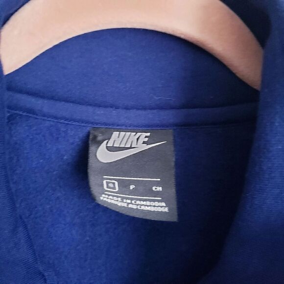 Nike - Picture 5 of 8